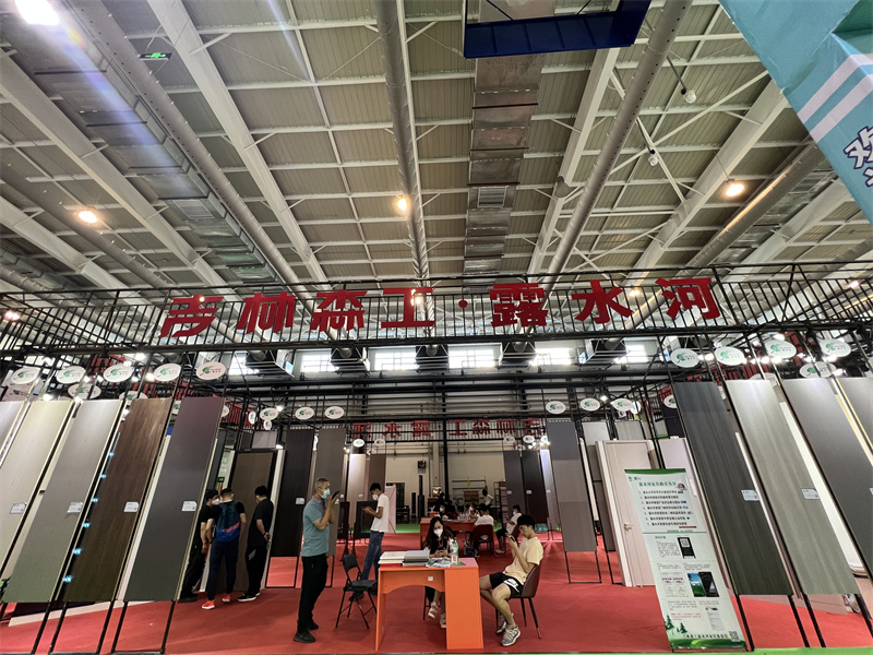 露水河板材參展東北（長(zhǎng)春）第26屆建筑裝飾及材料博覽會(huì)圓滿(mǎn)成功