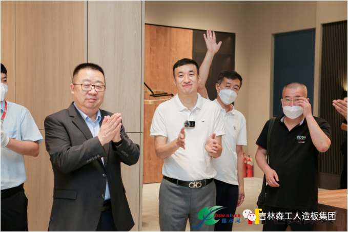 以品質(zhì)之名，赴飛美之約-飛美家具13周年慶，吉林森工露水河特來祝賀